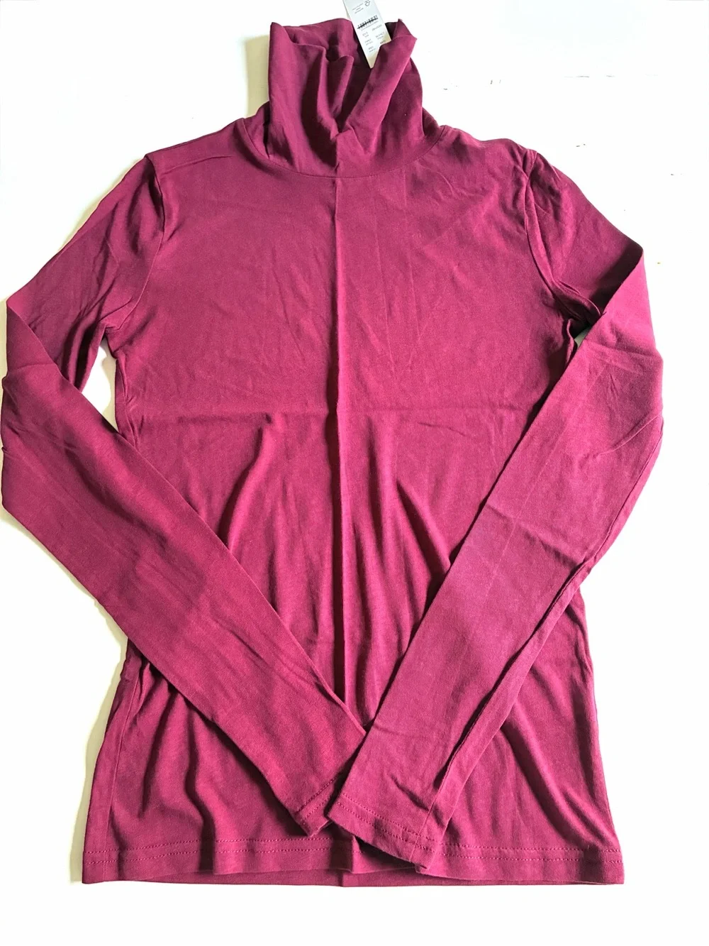 J.Crew.Women’s Feather jersey turtleneck.100% cotton. Burgundy XXS.NWT.